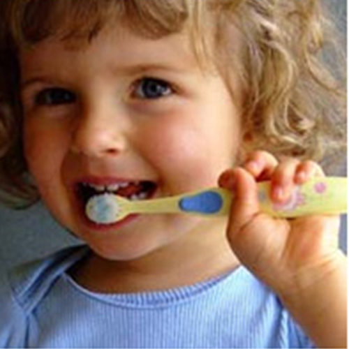 “สุขภาพช่องปากเจ้าตัวเล็ก” เริ่มดูแลเมื่อไร