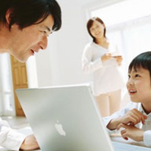 เคล็ดลับสร้างกฏกติกาในบ้านให้ลูกอย่างได้ผล/สรวงมณฑ์ สิทธิสมาน